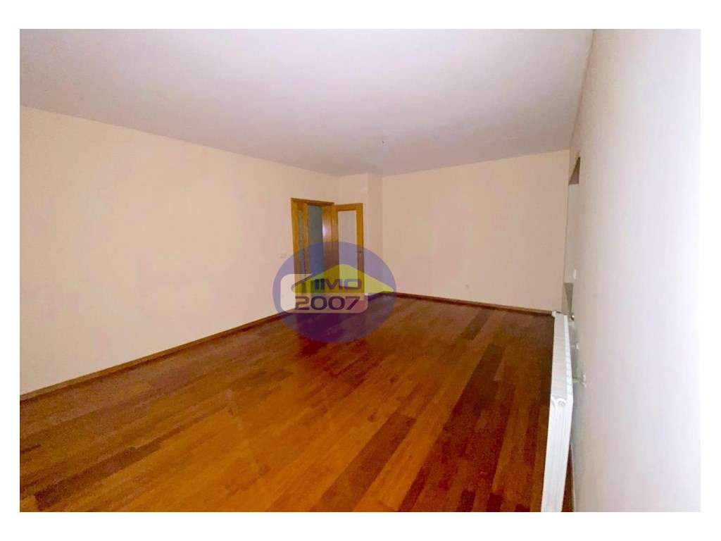 Apartamento T1 em Oliveira do Douro-5