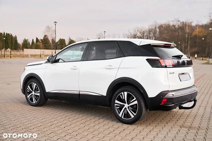 Peugeot 3008 1.5 BlueHDi Allure Pack S&S - 20