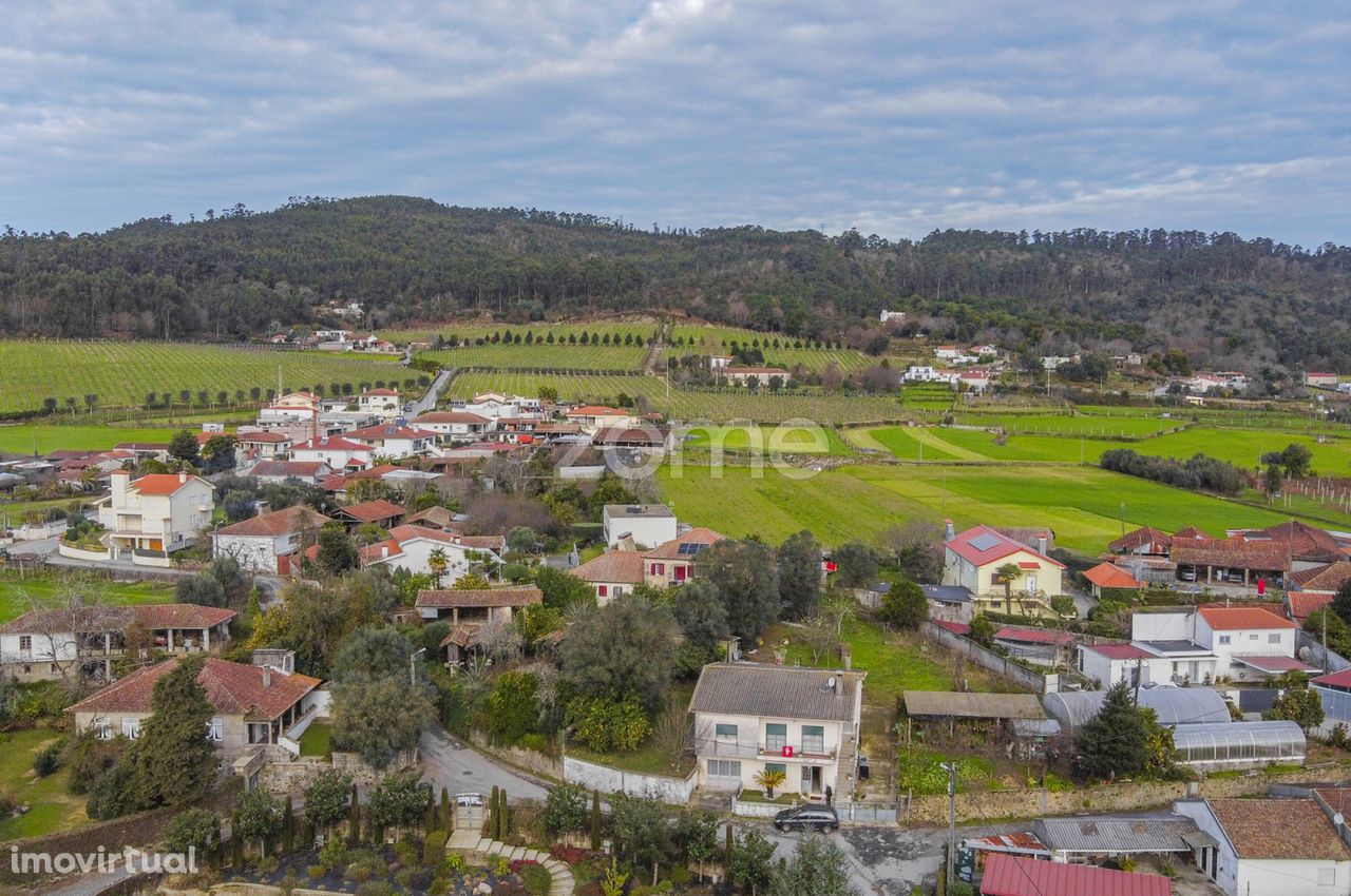 Lote de Terreno c/680 m2 em Campo, Barcelos!