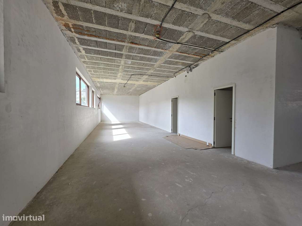Espaço Comercial – Águas Santas, Maia-8