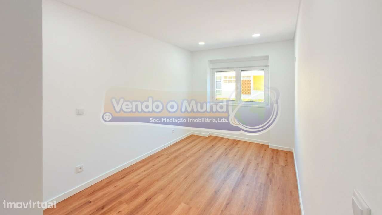 Apartamento T2 em Alverca do Ribatejo (ALV258)-12