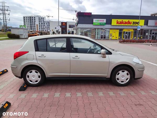 Nissan Tiida 1.6 Acenta - 5