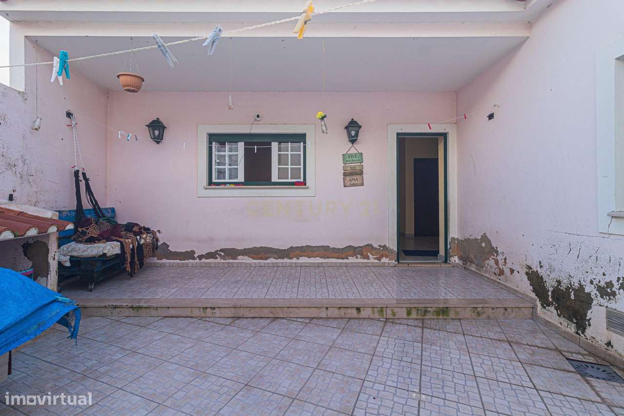 Casa T3 em Santa Maria, Torres Vedras - Oportunidade Única!-40