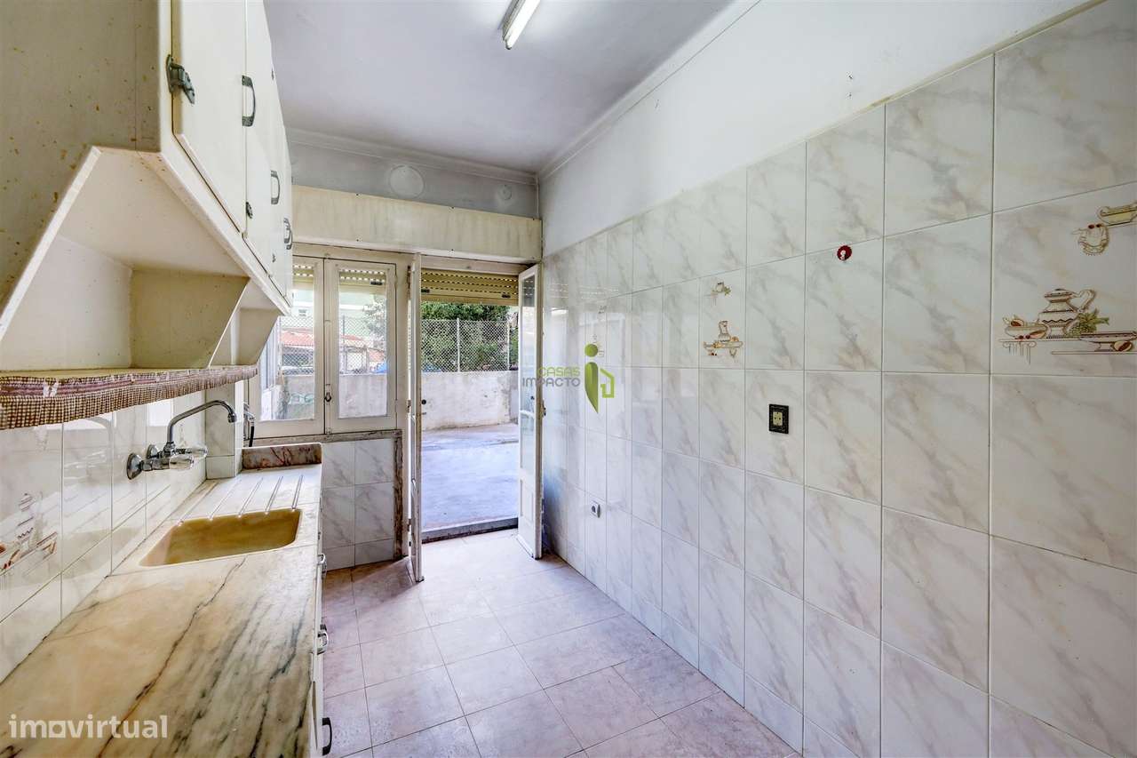 Apartamento T3 com terraço em Agualva-Cacém-32