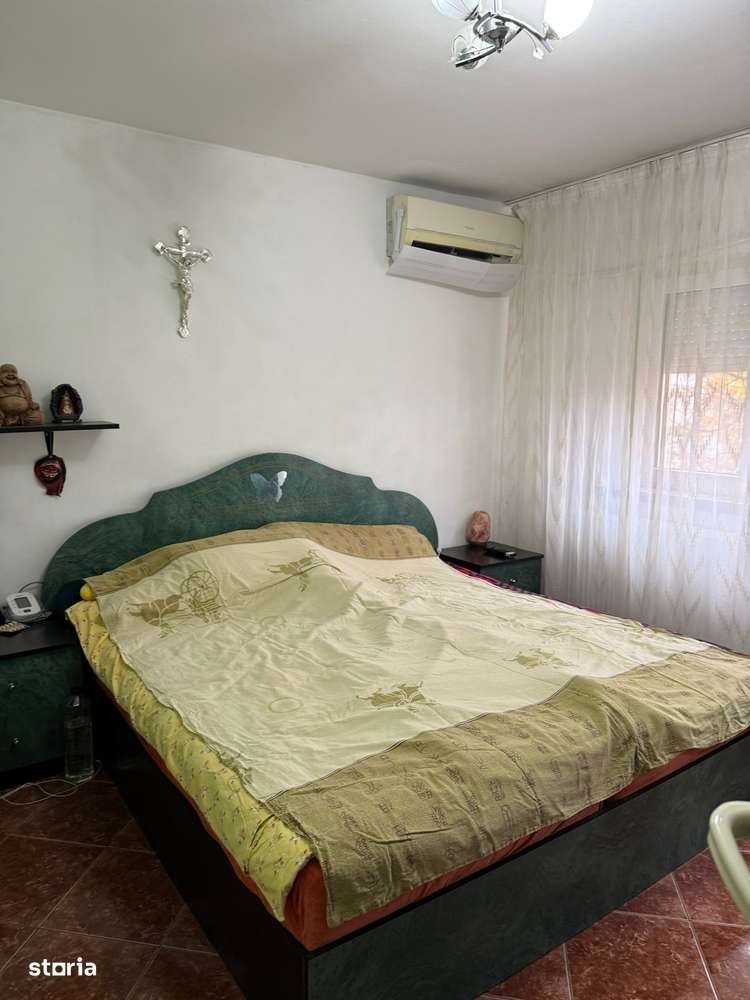 Brazda,Spiru Haret,etaj 3/4,pret 110 000 euro-12