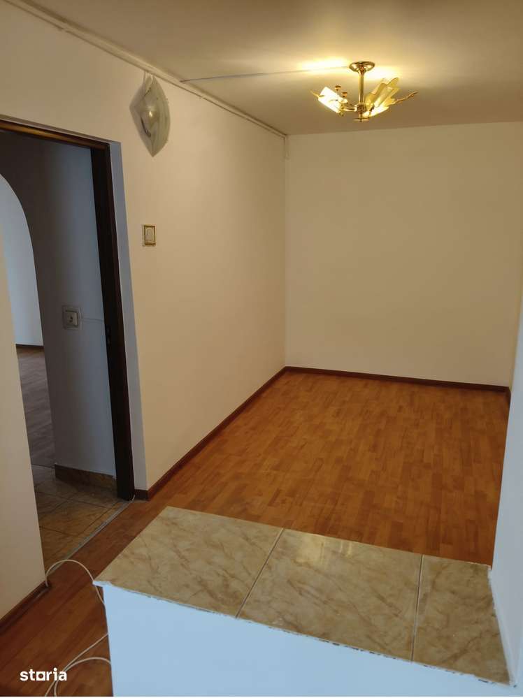 Apartament 4 camere Micro 39, 83 mp-2