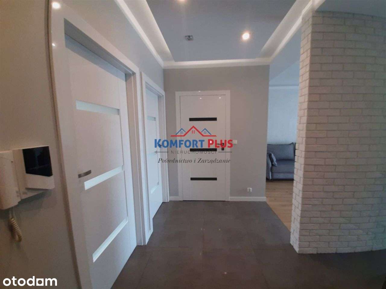 Jar 3-pokojowe z windą i garzżem, 66m, ul. Hubego-1