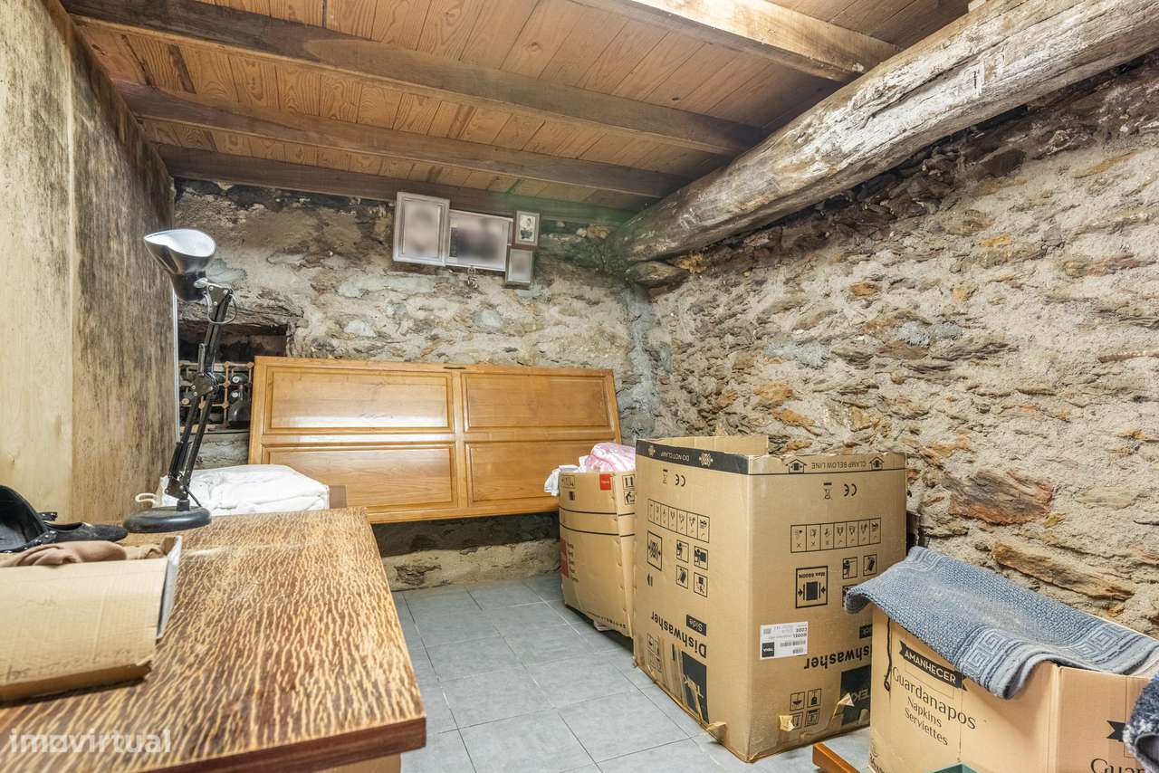 Moradia T2 em Pedra | Morgade – Montalegre-8