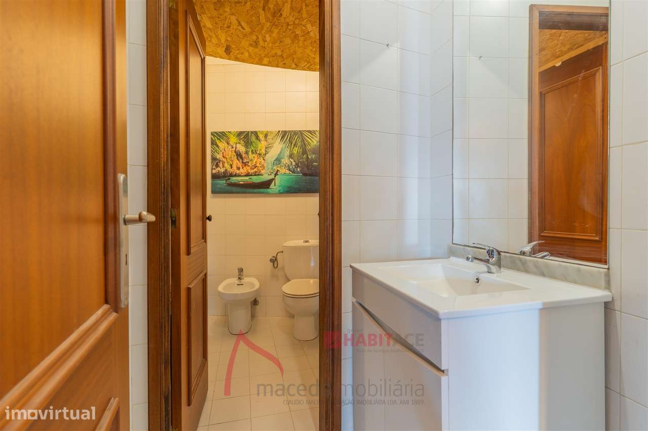 Apartamento T4 Mobilado à Venda em São Vicente, Braga-37