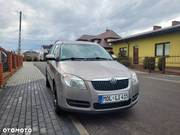 Skoda Roomster 1.2 12V Style - 4