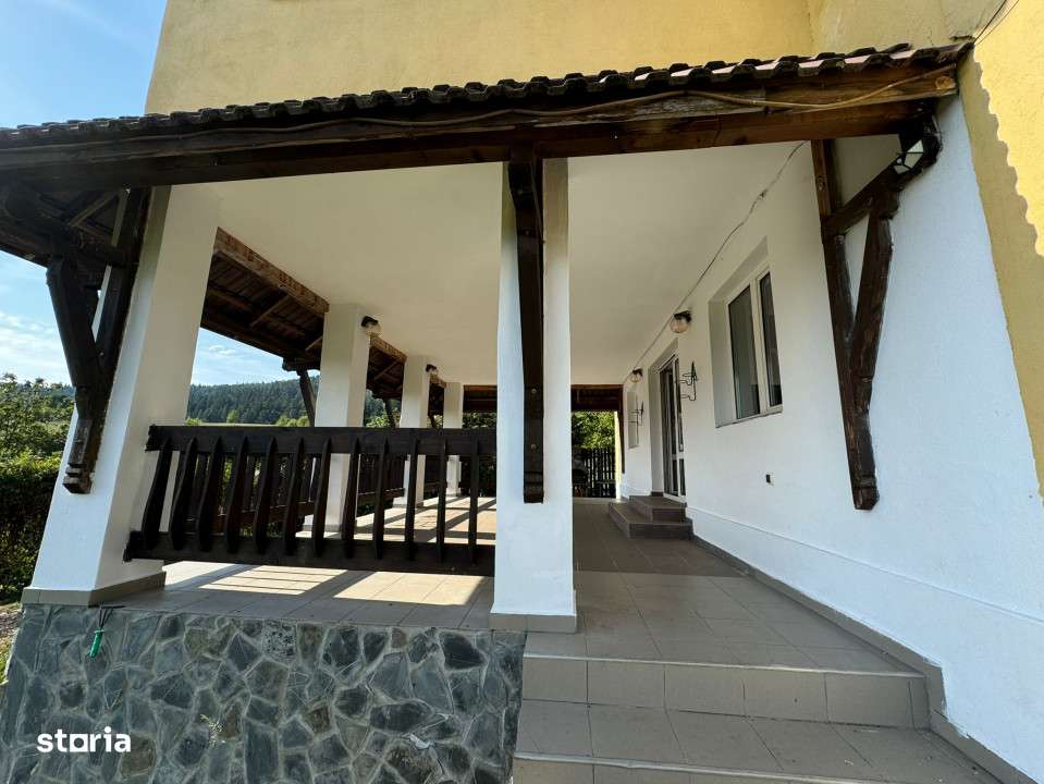 Casa in Sacele pozitionata intr-o zona linistita-6