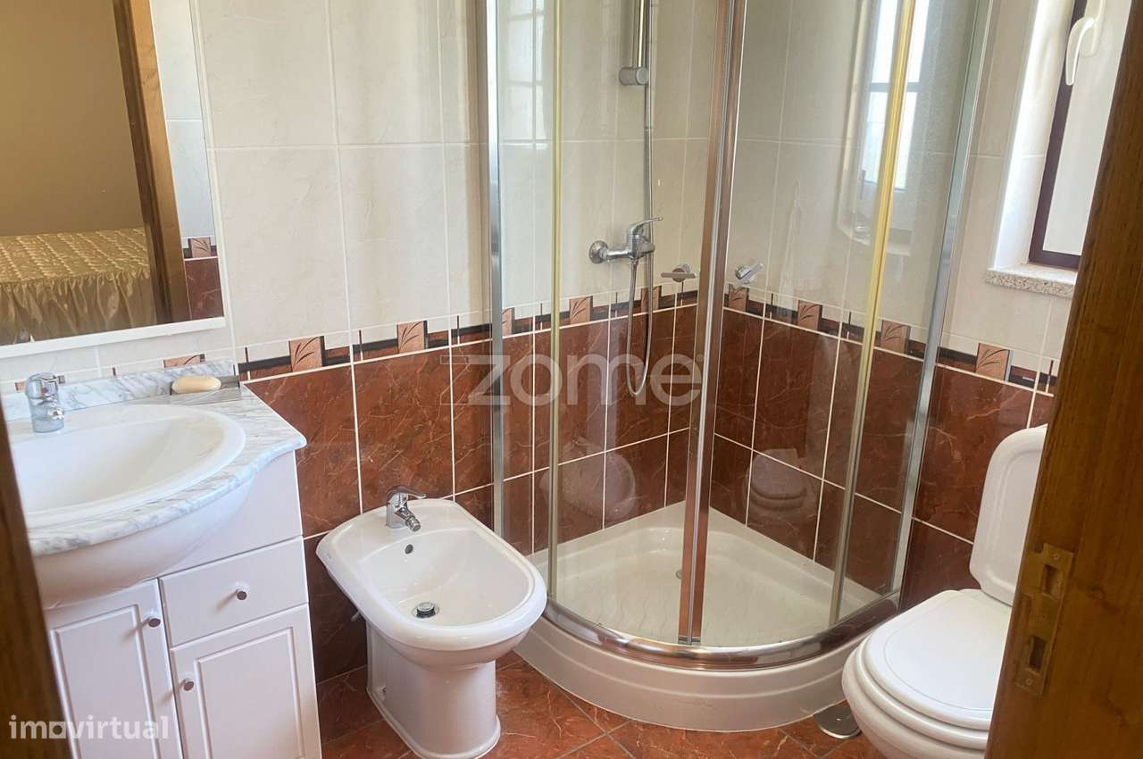 Moradia Geminada T3 com Jardim-8