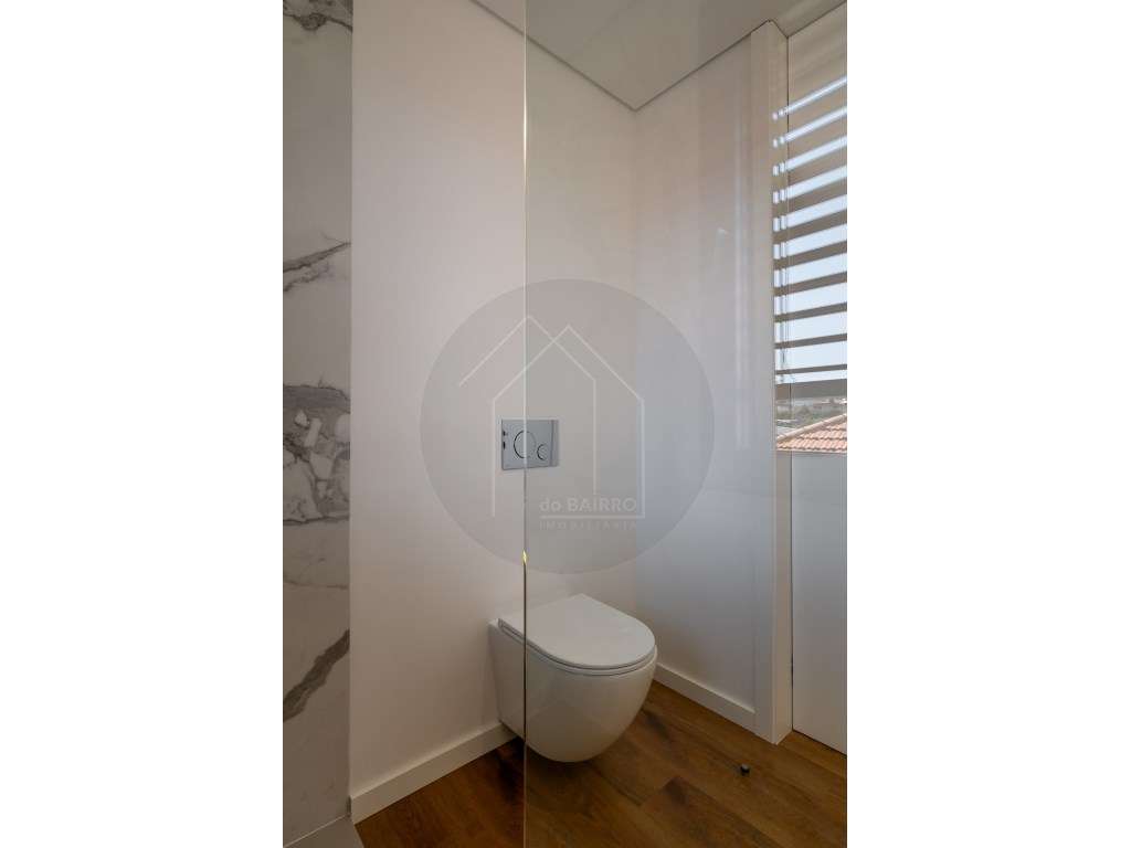 Moradia T4 com Piscina, design moderno, em Vila Nova de Gaia-31