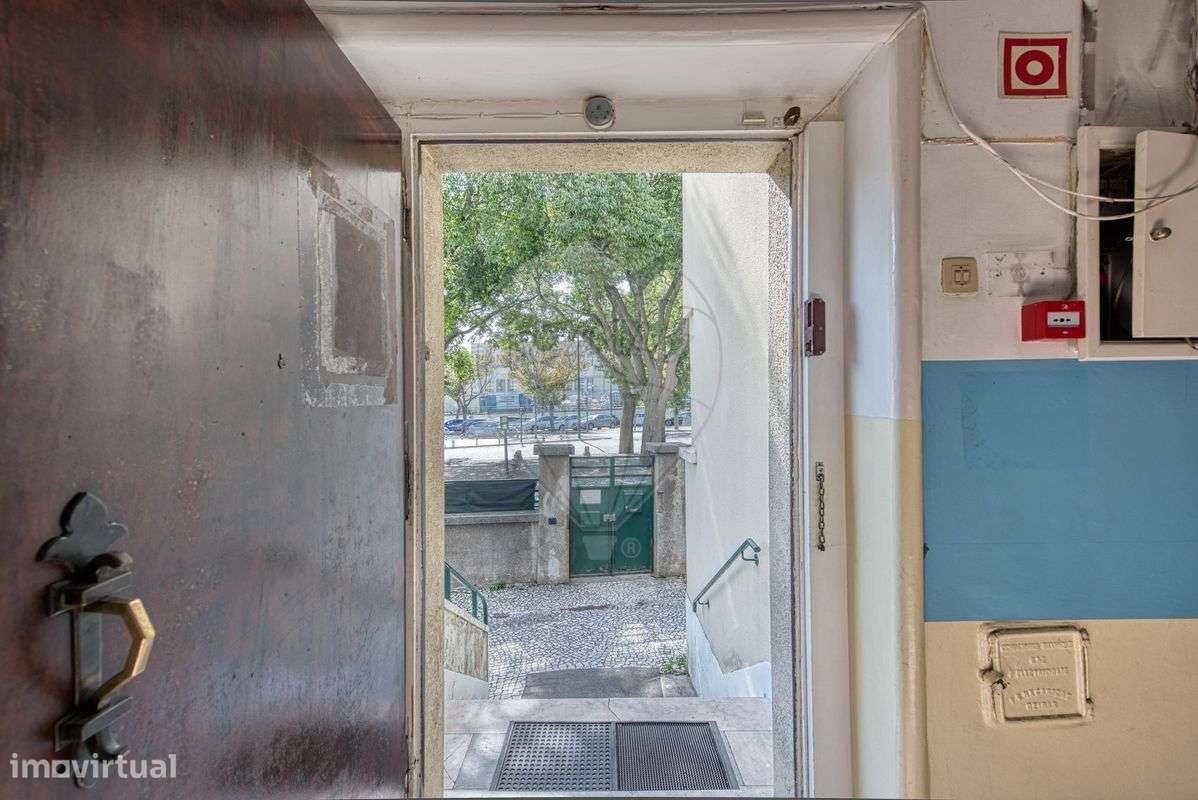 Moradia T9 para venda - Grande imagem: 4/40