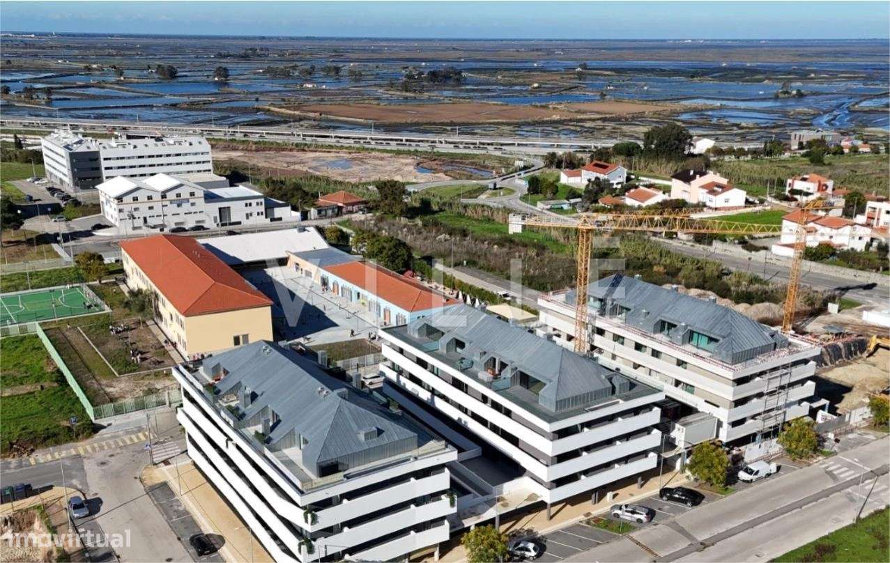 Apartamento T1 com Terraço e lugar de garagem-8