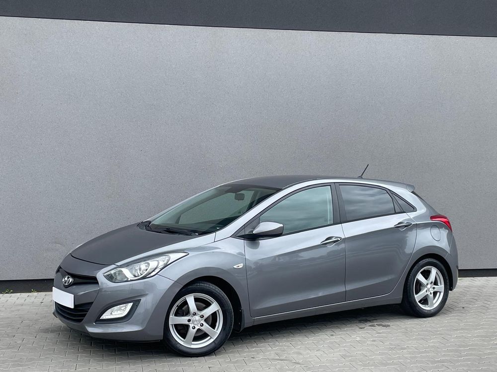 Hyundai i30 II i30cw 1.4 UEFA EURO 2012 Edition 2013