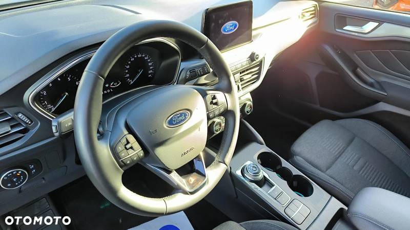 Ford Focus 1.5 EcoBoost Active - 9