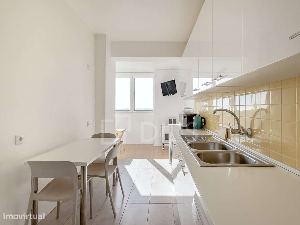 Apartamento T3 com garagem e vista rio, em Belém, Lisboa-6