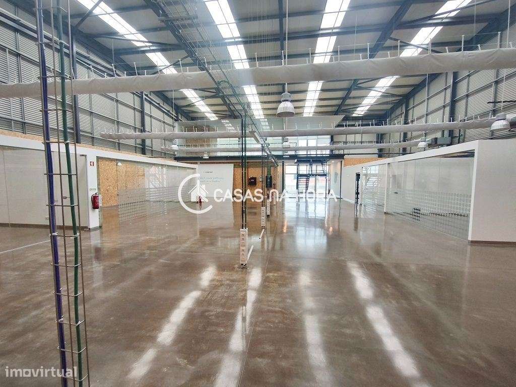 EXCELENTE PAVILHÃO - 500M2 c/ MEZANINE 80M2  CONDOMINIO PRIVADO - R... - Grande imagem: 4/30