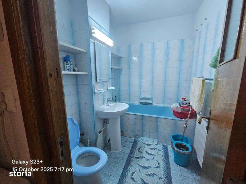 Inchiriez apartament 3 camere Deva - Imagine principală: 4/8