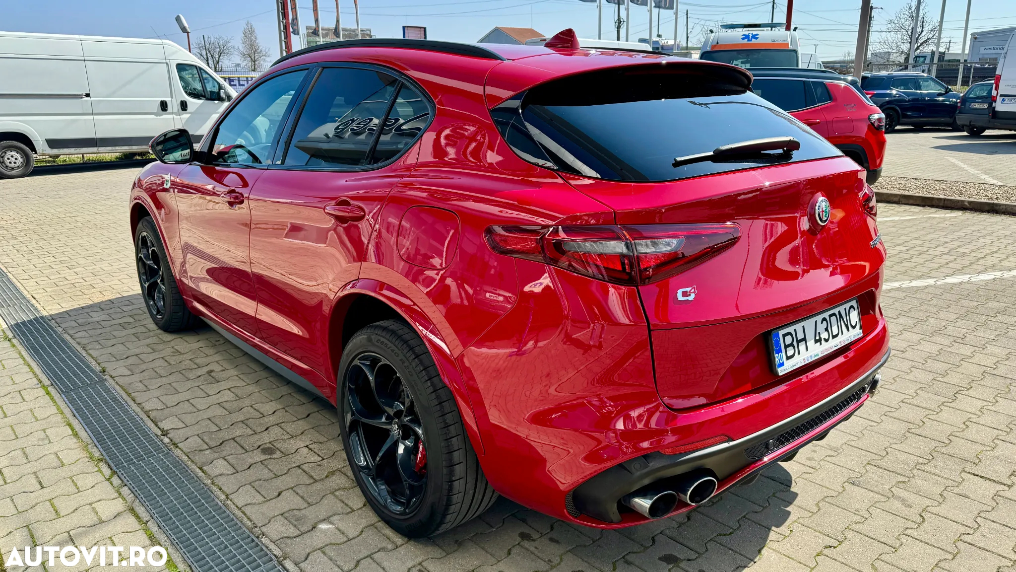 Alfa Romeo Stelvio 2.9 V6 Turbo AWD AT8 Quadrifoglio - 21