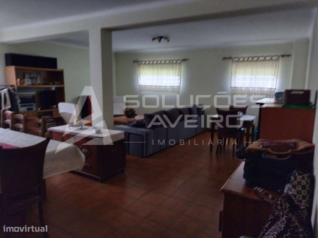 Moradia T4 com Piscina-45