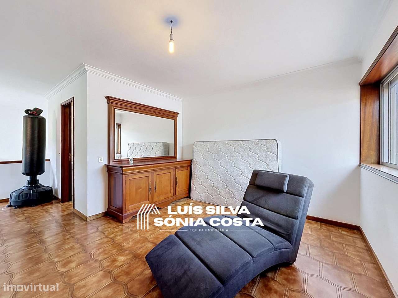 Moradia T3 Independente c/ Jardim & Excelente Espaço Exterior –...-32
