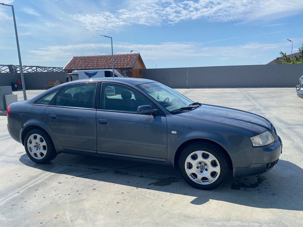 Audi A6 limuzina 2004
