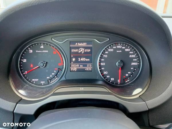 Audi A3 2.0 TDI Sportback S tronic Ambiente - 9