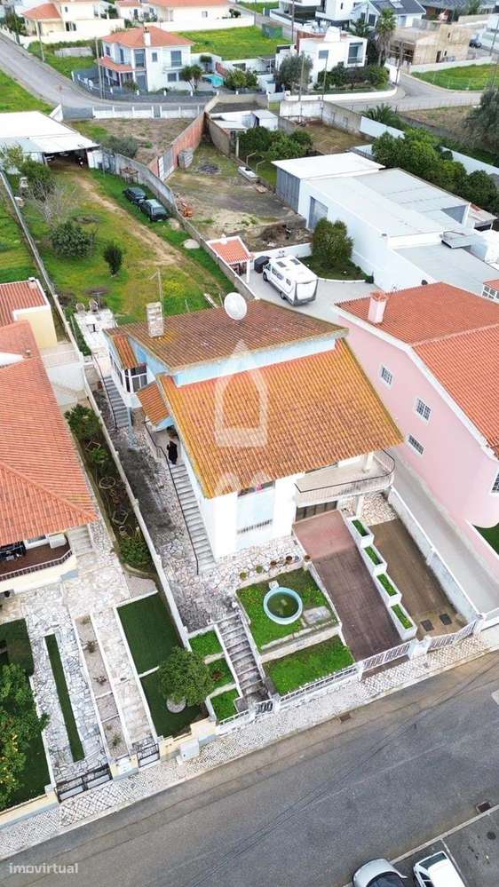 Moradia T3 com Garagem e Lote de 1110 m² – São Julião do Tojal, Loures-7