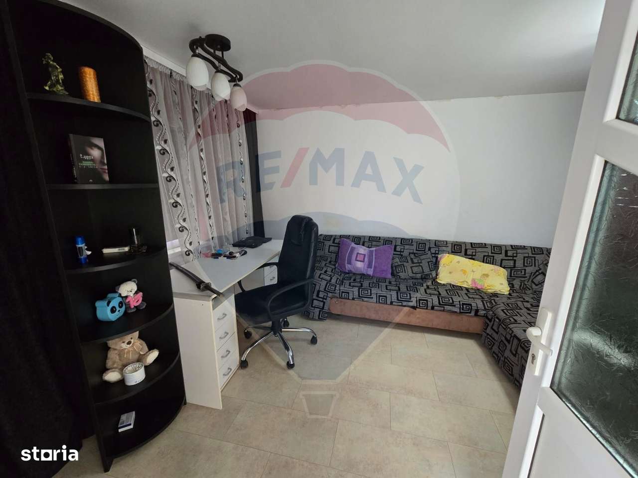 Casă / Vilă cu 6 camere de vânzare-3