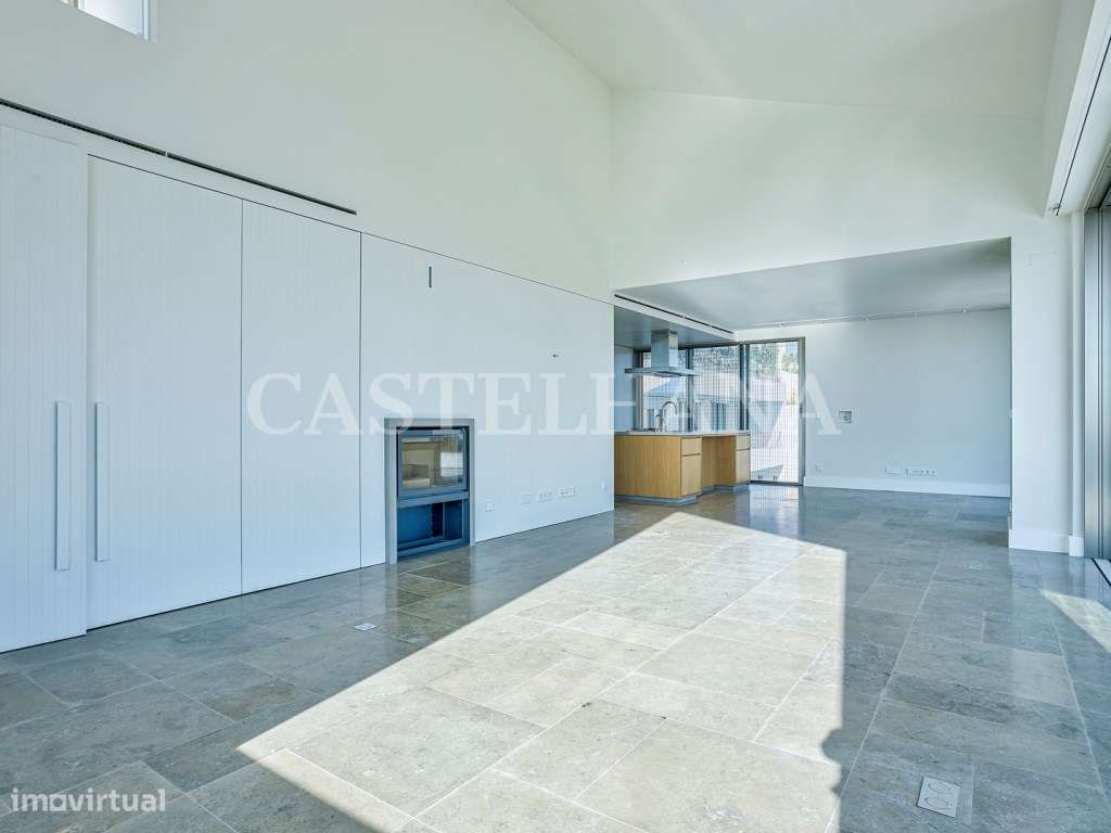 Apartamento T4 duplex com vista mar e piscina privativa no Estoril - Grande imagem: 4/41