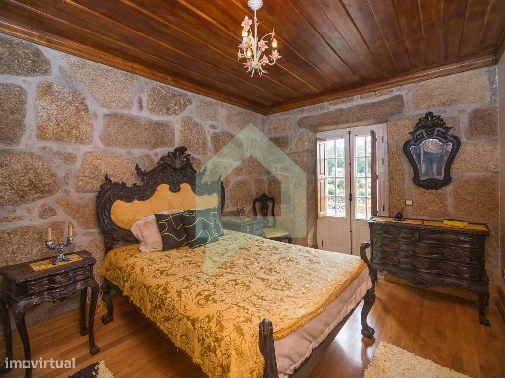 Moradia de granito totalmente restaurada em Creixomil, Barcelos-10