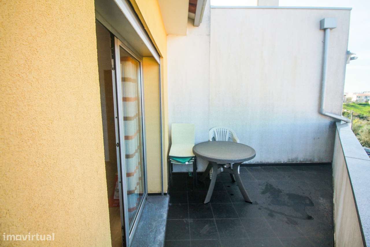 Moradia, 169 m², Santo António dos Olivais - Grande imagem: 4/21