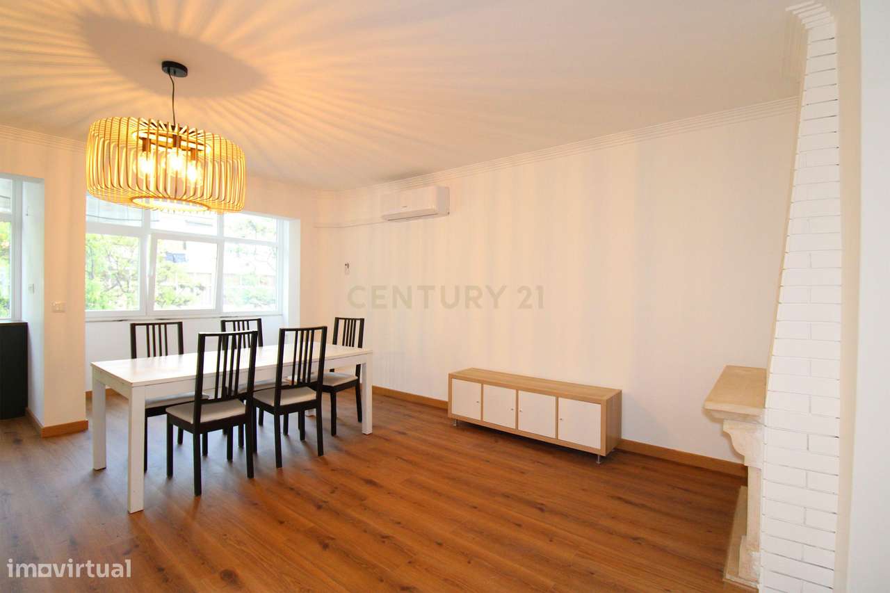 Apartamento T2 totalmente remodelado.-10