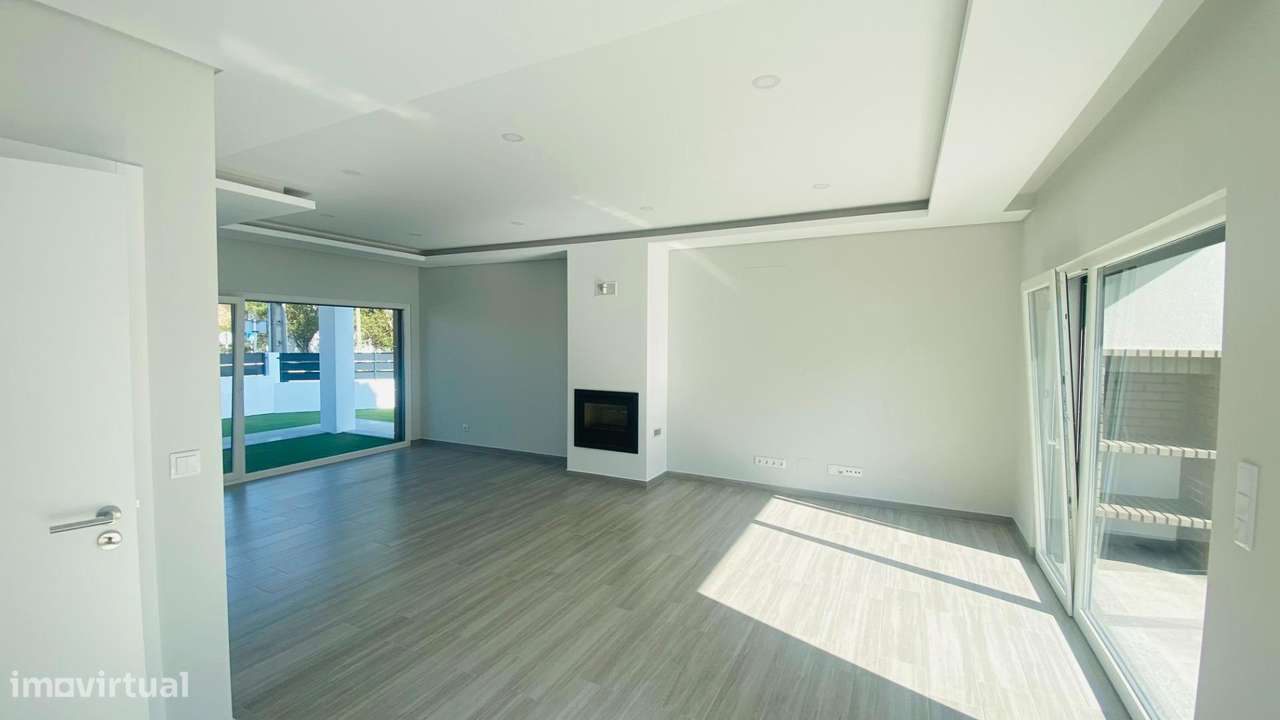 MORADIA T4 - Grande imagem: 5/24