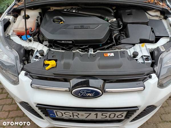 Ford Focus 1.6 EcoBoost Titanium - 15