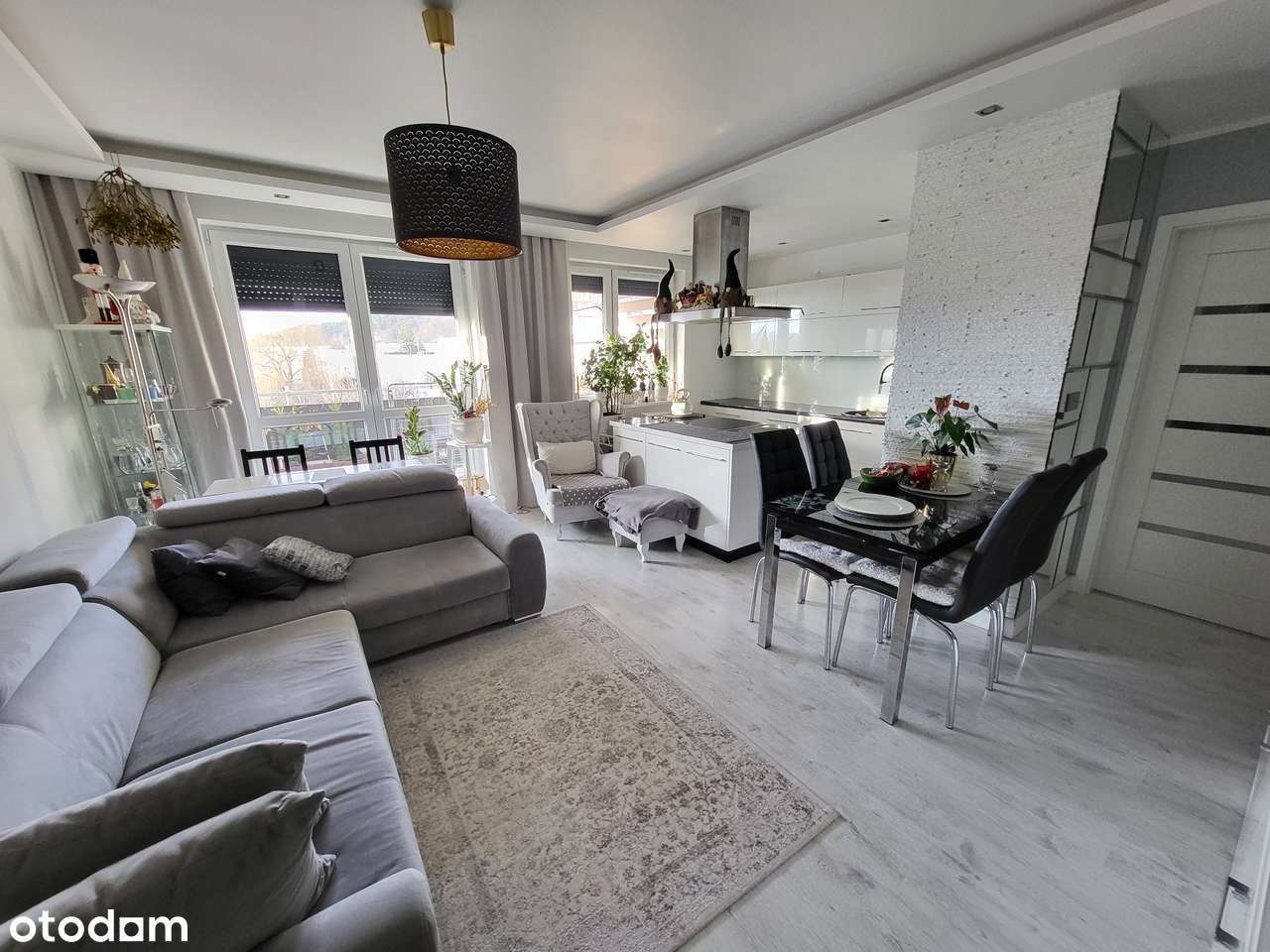 Nowoczesne 3 pokojowe mieszkanie na osiedlu Panorama w Kielcach! - Pełny obrazek: 2/17