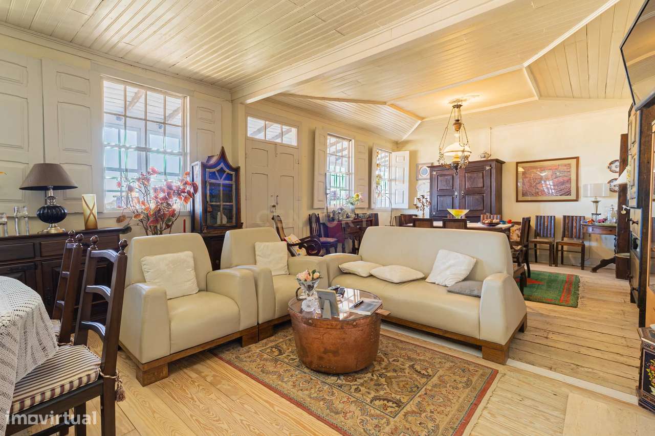 Espetacular Moradia em Rebordãos, Bragança - 8 Quartos - Grande imagem: 5/35