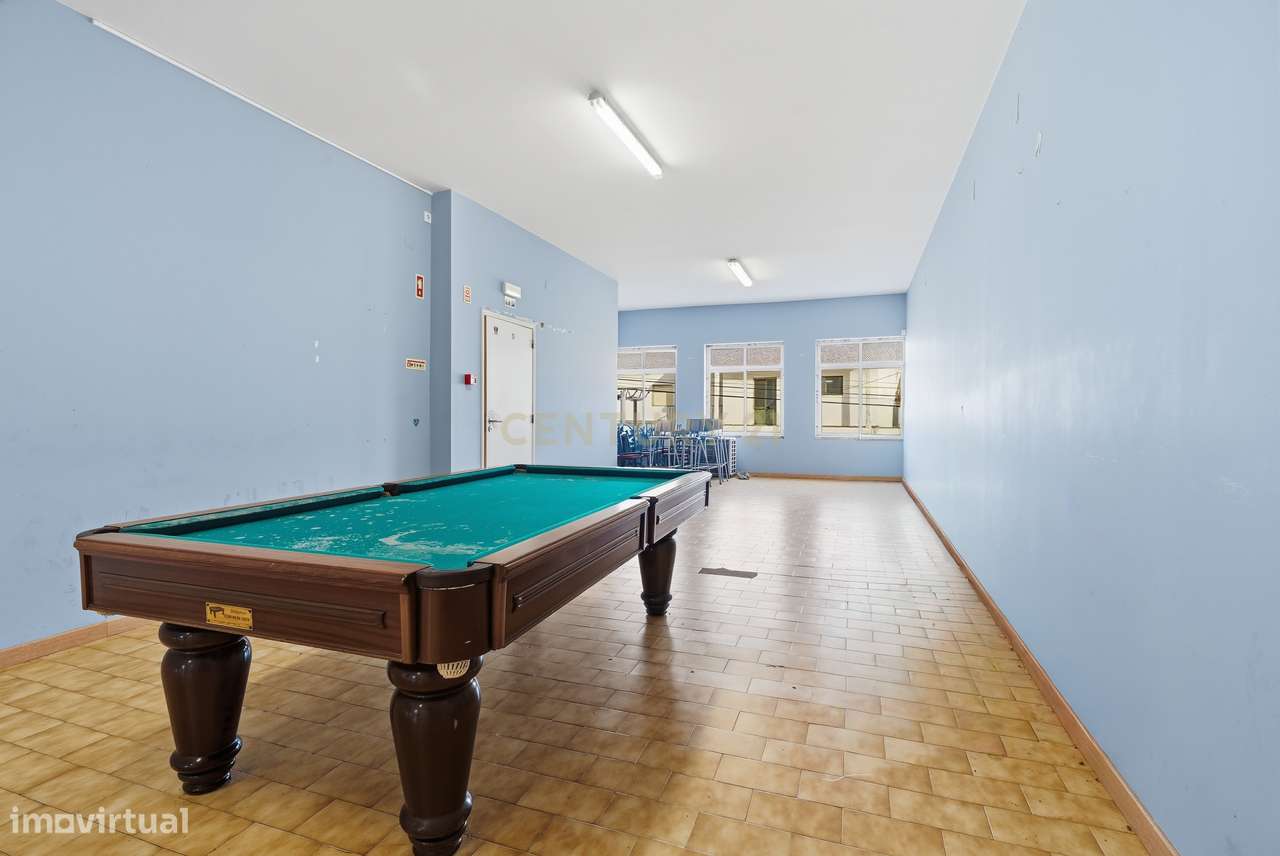 Prédio Comércio  (atualmente em uso na restauração - Café Snackbar)-12