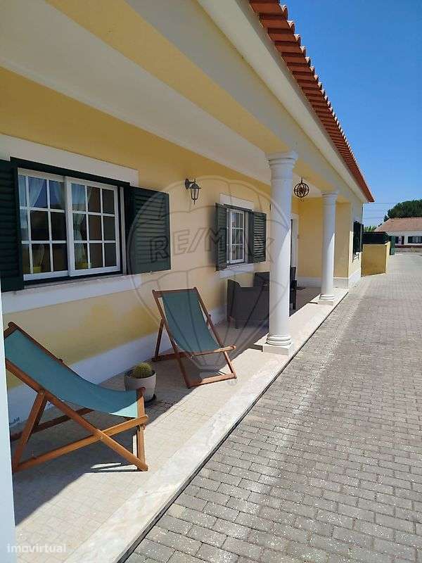 Moradia T4 para venda-3