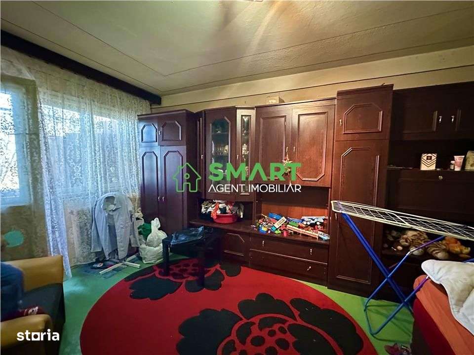 Apartament 2 camere , decomandat. Zona Aurel Vlaicu, Arad