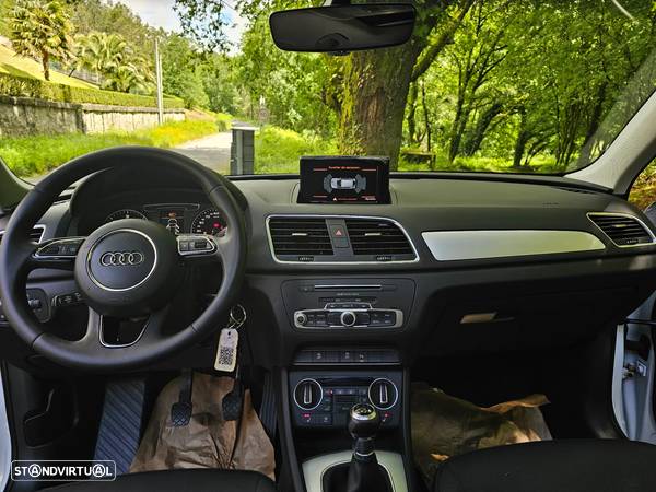 Audi Q3 2.0 TDI Sport - 27