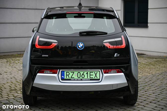 BMW i3 (60 Ah) - 19