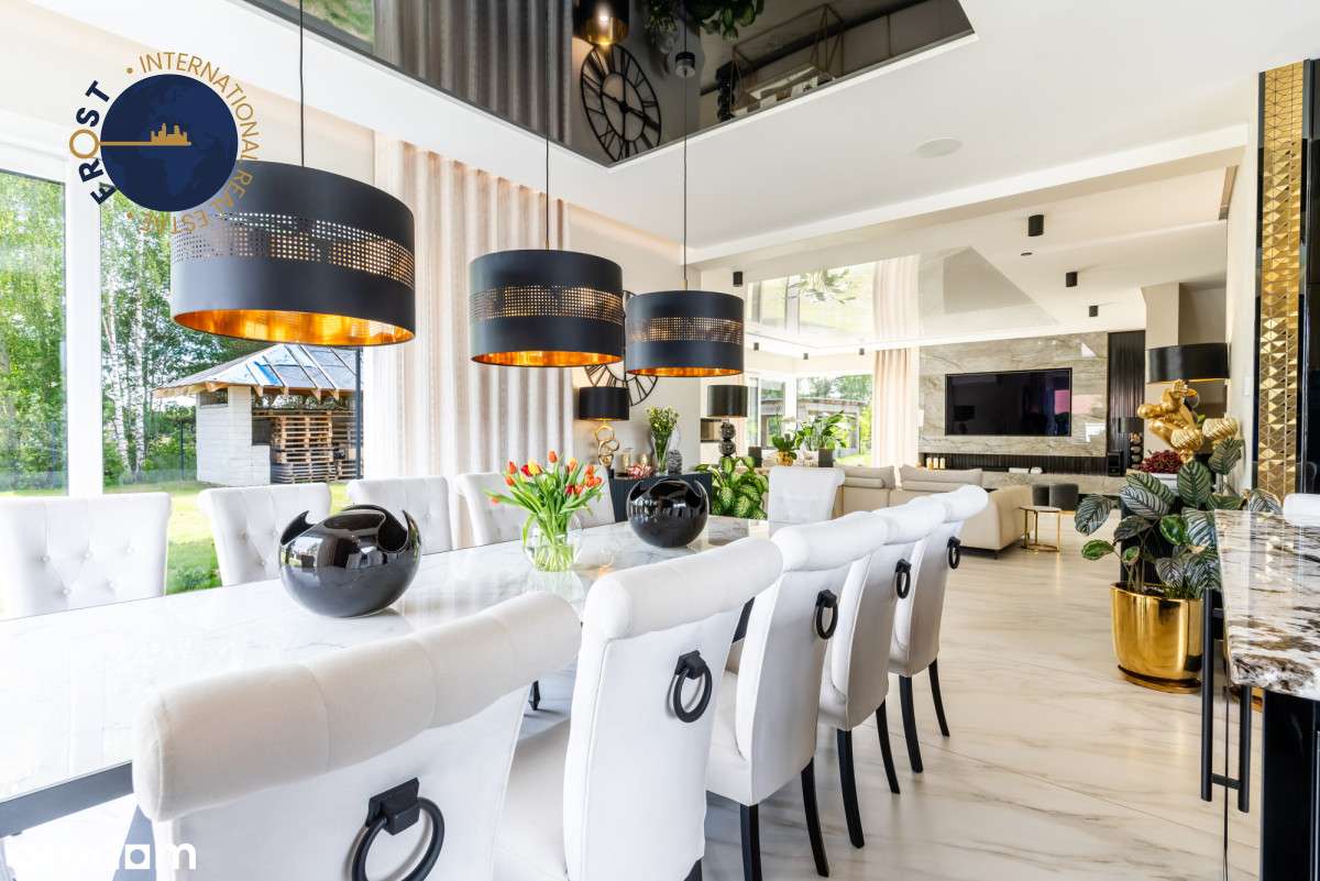 Luksusowa nowoczesna willa  z wewnętrznym basenem-2