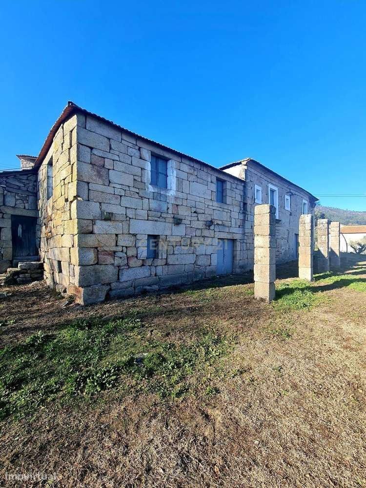 Casa da Fonte, imovel com Apontamento historico para restauro - Grande imagem: 3/17