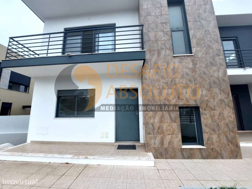 Moradia Isolada T5, boas áreas. Quinta da Alembrança - Feijó-50