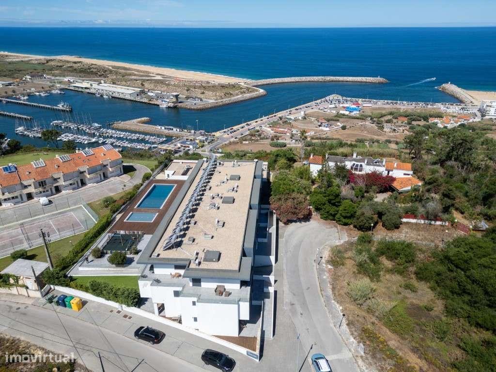 Apart T3 em condomínio com piscina e garagem na Nazaré (Costa de Pr...-25