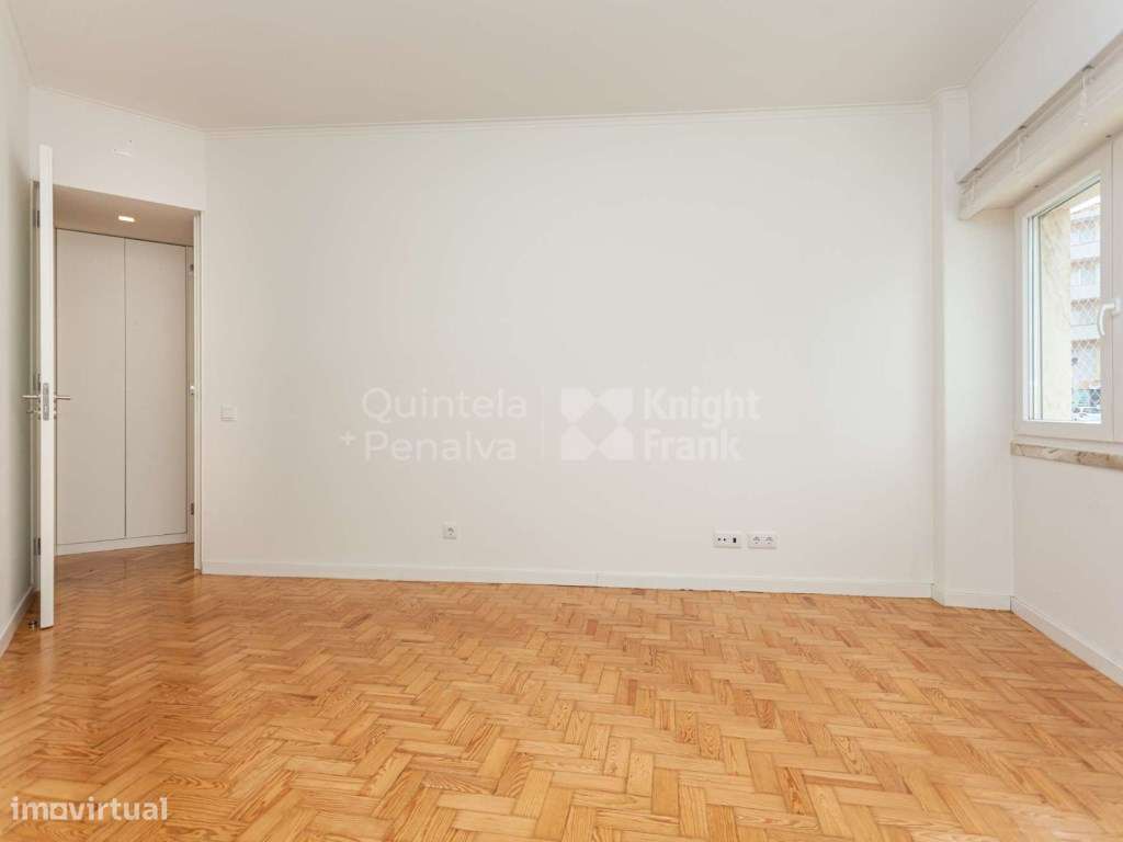 Apartamento T2 para Venda em Campo Ourique-16