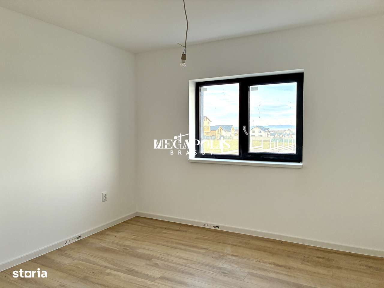 Casă 4 camere / Codlea / Credit / 100mp-16